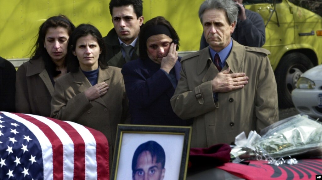 Ambasada amerikane në Beograd kërkon ndriçimin e vrasjes së vëllezërve Bytyçi
