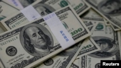 Los riesgos a las proyecciones de la economía siguen "más o menos balanceados", indicó la Reserva Federal en un comunicado.

