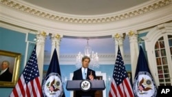 Secretary of State John Kerry makes statements on Syria at the State Department, Washington, Aug. 30, 2013.