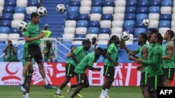 Les joueurs nigérians lors d’une séance d'entraînement au stade de Kaliningradd, Russie, le 15 juin 2018.