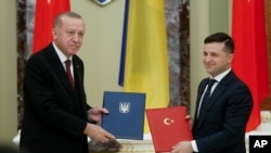 Фото, президент Туреччини Реджеп Таїп Ердоган та президент України Володимир Зеленський, 3 лютого, 2020 року
