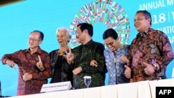 Dari kiri: Presiden Bank Dunia Jim Yong Kim, Direktur IMF Christine Lagarde, Menko Maritim Luhut Binsar Panjaitan, Menkeu Sri Mulyani dan Gubernur BI Perry Warjiyo di Nusa Dua, Bali 14 Oktober tahun 2018 lalu.