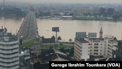 Vue sur la ville d'Abidjan, Côte d'Ivoire, 8 octobre 2017. 