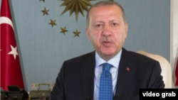 Presiden Turki Recep Tayyip Erdogan khawatir perang di provinsi Idlib bisa berakhir dengan pembantaian massal.