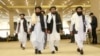 FILE - Delegasi Taliban Afghanistan tiba untuk penandatanganan perjanjian antara Taliban dan pejabat AS di Doha, Qatar, 29 Februari 2020. (AP/Hussein Sayed)
