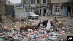 Diperketatnya blokade oleh koalisi pimpinan Saudi terhadap Yaman yang dicabik perang, dapat menyebabkan jutaan orang terancam kelaparan dan kematian. (Foto: dok). 