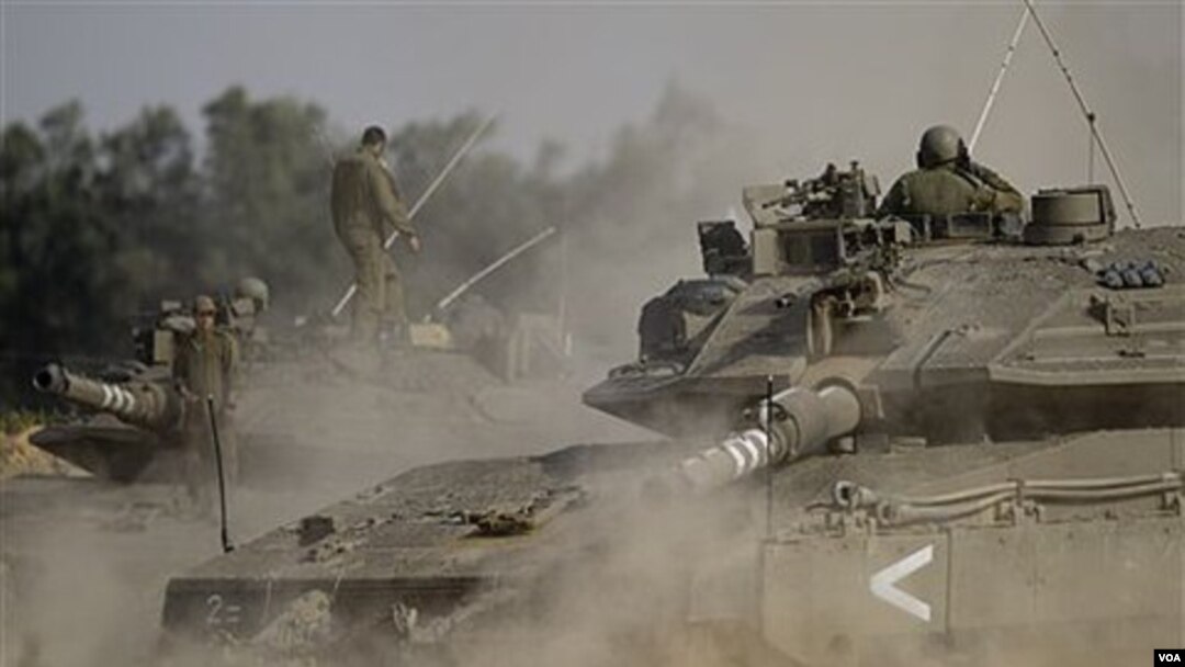 Sebuah tank Israel di perbatasan Israel dengan Jalur Gaza.