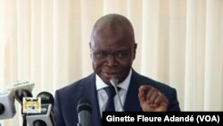 Aurélien Agbenonci, ministre béninois des Affaires étrangères, à Cotonou, le 28 avril 2018. (VOA/Ginette Fleure Adandé)