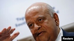 L'ex-ministre sud-africain des Finances, Pravin Gordhan,, 14 décembre 2015. 