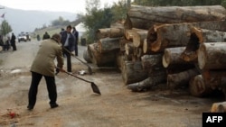 Ndërron jetë një nga tre serbët e plagosur në veriun e Mitrovicës