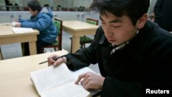 [인터뷰 오디오 듣기: 김정원 한국교육개발원 선임연구위원] "북한 교육도 시장화…사교육 활발"