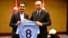 اردوغان در کنار ایلکای گوندوگان