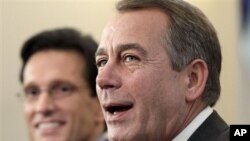 ທ່ານ John Boehner ແລະທ່ານ Eric Canterມ ຜູ້ນໍາພັກ Republican.
ວັນທີ 3 ພະຈິກ 2010.