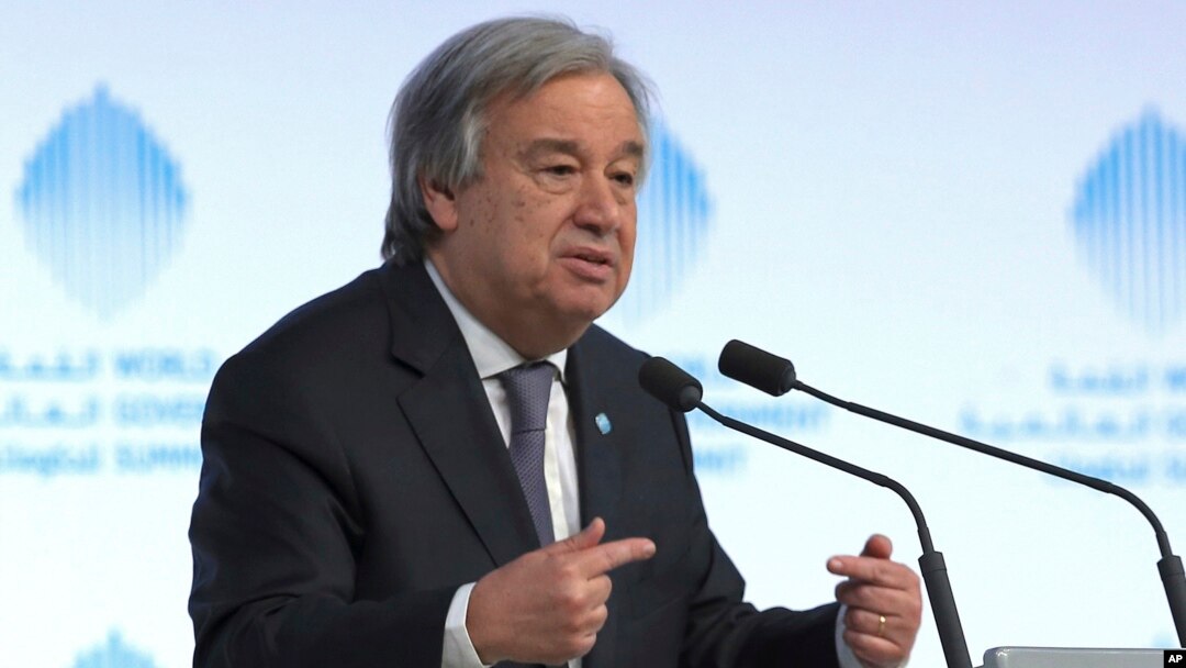 Sekretaris Jenderal PBB Antonio Guterres saat berbicara di Dubai, Un Emirat Arab (13/2).