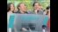 美国掠影：仓库起火全城疏散；脸书天价买WhatsApp；小店卖出大彩票