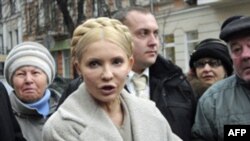 Ukrainë: Qeveria thotë se ka ndaluar udhëheqësen e opozitës, Timoshenko