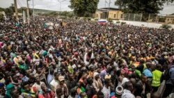Malianos demonstram o seu apoio ao derrube do poder do Presidente Ibrahim Boubacar Keita, Bamako, Mali, 21 Ago., 2020.