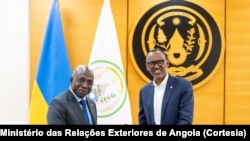 Téte António, ministro das Relações Estrangeiros de Angola, e Paul Kagame, Presidente do Ruanda, Kigali, 18 dezembro 2024