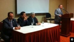 Dr. Abdulhekîm Beşar û endamên Komîteya Dervê ya ENKS li Washingtonê ji civata Kurdî re dipeyîvin