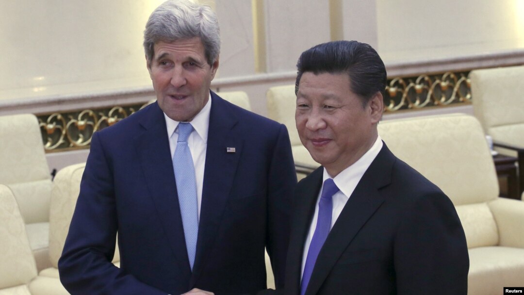 美国国务卿克里与中国国家主席习近平2015年5月17日在北京人民大会堂举行会晤