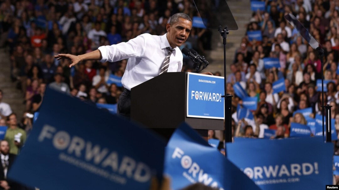 U.S. President Barack Obama speaks at a campaign event at the University of Colorado Boulder, November 1, 2012. 