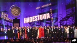 "Hadestown," menerima penghargaan musik terbaik dalam ajang tahunan Tony Awards ke-73 di Radio City Music Hall, New York, 9 Juni 2019. 