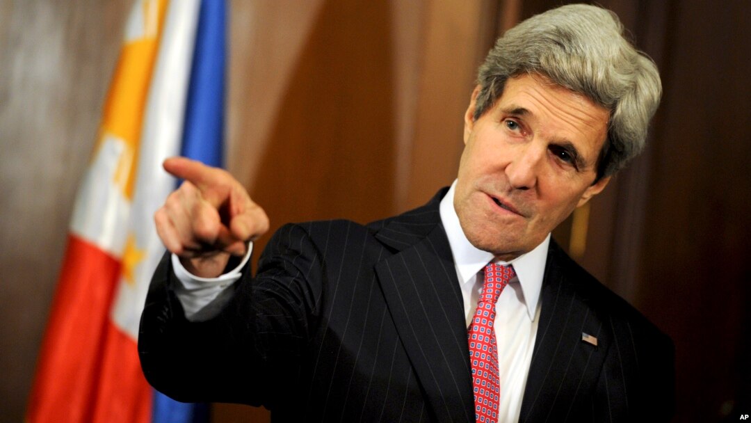 Menlu AS John Kerry akan berbicara dengan PM Israel Benjamin Netanyahu dan Presiden Palestina Mahmoud Abbas minggu ini (foto: dok).
