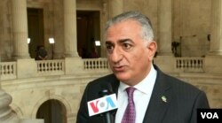 Iran’s exiled crown prince Reza Pahlavi speaks to VOA Persian at the Russell Senate Office Building in Washington, Nov. 21, 2019.