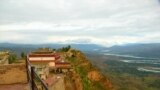 བྱ་ཁྱུང་དགོན། 