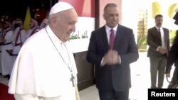 Serokwezîrê Îraqê Kazimî xêrhatina Papa Francis dike