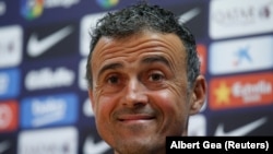 Luis Enrique lors d'une conference de presse à Barcelone, Espagne le 12 février 2016