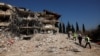 人间奇迹：土耳其救援人员在震后第8天救出三名幸存者
