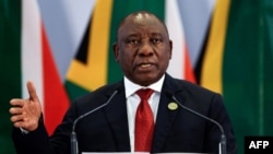 Le président sud-africain, Cyril Ramaphosa, lors d'une conférence de presse à l'issue du sommet des BRICS à Johannesburg, le 27 juillet 2018.