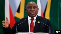 Le président sud-africain, Cyril Ramaphosa, lors d'une conférence de presse à l'issue du sommet des BRICS à Johannesburg, le 27 juillet 2018.