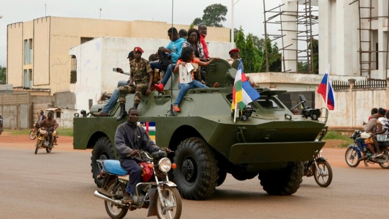 RCA: les habitants de Bangui réagissent au départ annoncé des militaires français