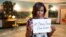 Michelle Obama tana nuna goyon bayanta ga kwato dalibai mata na Chibok da 'yan Boko Haram suka sace.