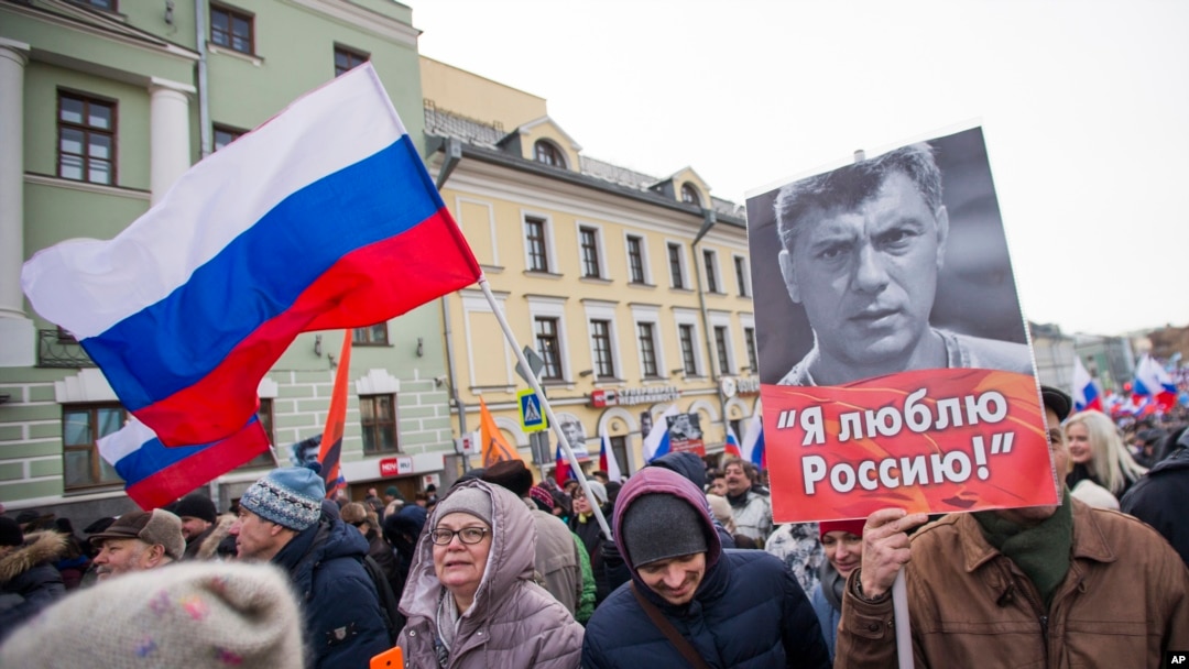 Hàng ngàn người Nga tuần hành ở Moscow để kỷ niệm hai năm ngày mất của lãnh tụ đối lập Boris Nemtsov, 26/02/2017.