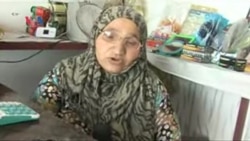 لە کەمپی دۆمیز ژنان کاری پـیاوان ڕادەپەڕێنن