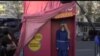 視頻報導﹕法國“芭比女工”抗議中國勞工慘狀