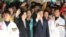 民进党主席暨总统候选人蔡英文和副手陈建仁11月27日完成参选登记(美国之音李逸华拍摄)