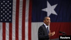 Presiden AS Barack Obama berbicara pada acara kampanye San Antonio, Texas, Selasa (17/7).