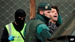 Daniel Pastor, presunto miembro del grupo armado separatista vasco. Un año después de matar a un agente de policía francés en París, en marzo de 2010, ETA anunció que renunciaba a la violencia.