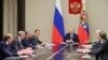 Presidenti rus Vladimir Putin gjatë një takimi të Këshillit të Sigurisë Kombëtare