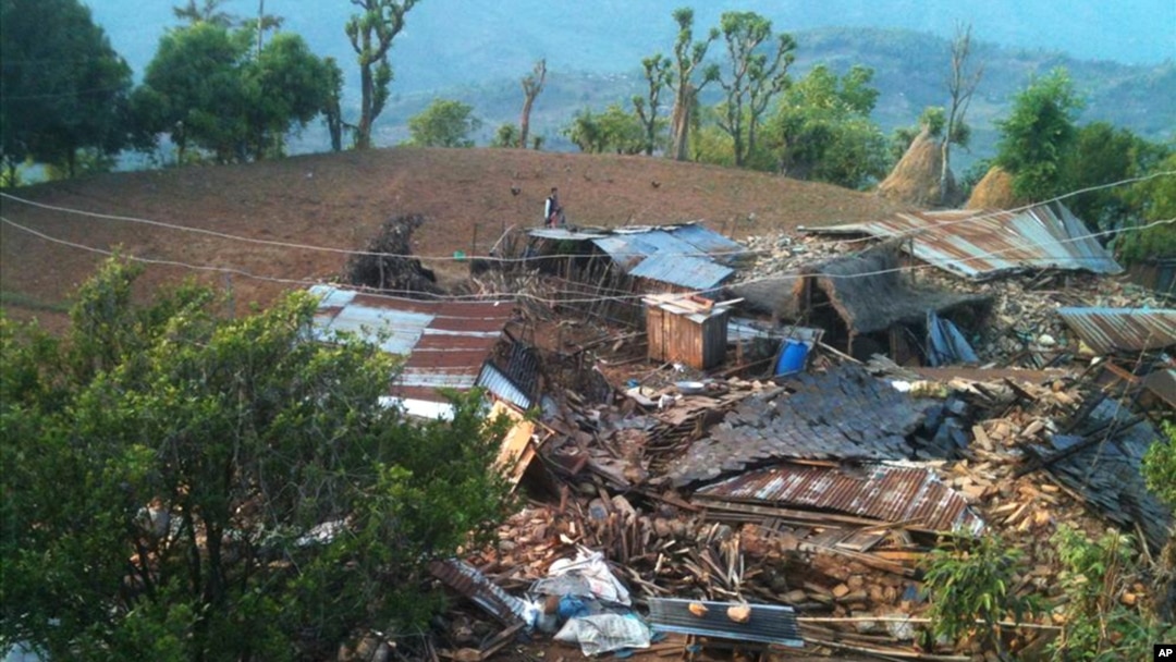 Upaya Penyelamatan dan Pemberian Bantuan di Nepal