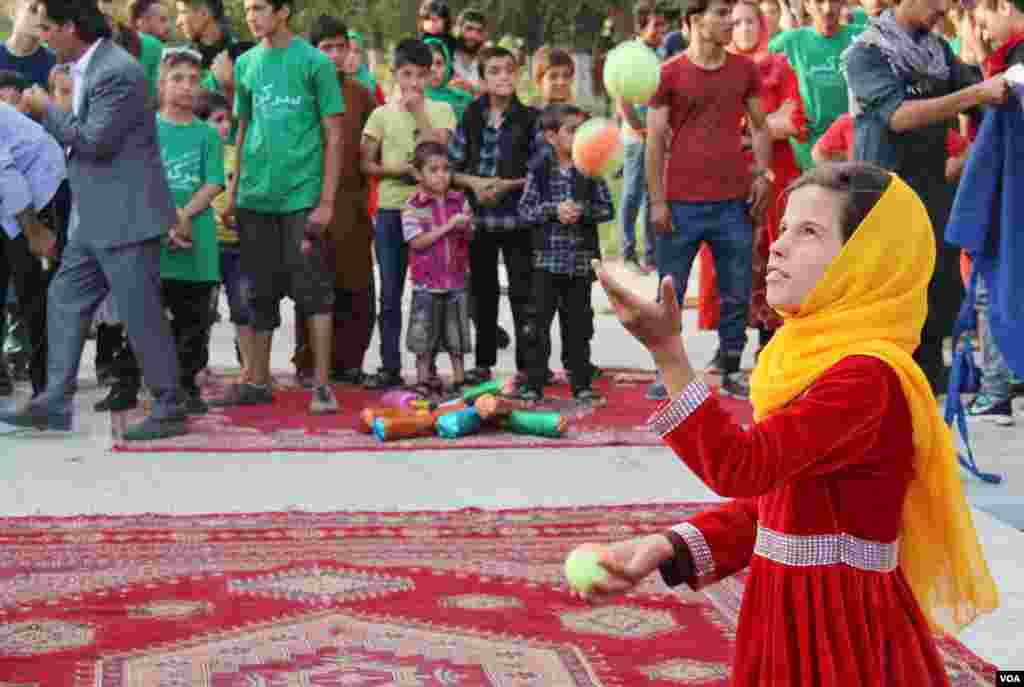 ددې فیستیوال موخه د خلکو په شونډو مسکا راوستل او دوي ته د پولیو د واکسین په اړه پوهاوۍ ورکول دي. &nbsp;