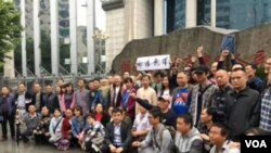 网络图片 公民及在押律师家属4月25日赴长沙围观谢阳律师“庭审”