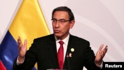 El presidente de Perú, Martín Vizcarra, ha dicho que usará poderes constitucionales para cerrar el Congreso.