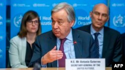 En esta fotografía del 24 de febrero de 2020, el secretario general de la ONU, Antonio Guterres, habla durante una conferencia sobre el nuevo coronavirus en la sede de la Organización Mundial de la Salud, en Ginebra, Suiza. 