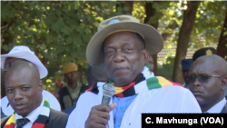 President Emmerson Mnangagwa has promised to compensate white commercial farmers for the land seized from them, in Harare, April 10, 2019.