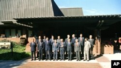 지난 1987년 11월 미국 캘리포니아주 몬터레이에서 나토 회원국 국방장관들이 참석한 '핵계획그룹(NPG)' 회의가 열렸다.